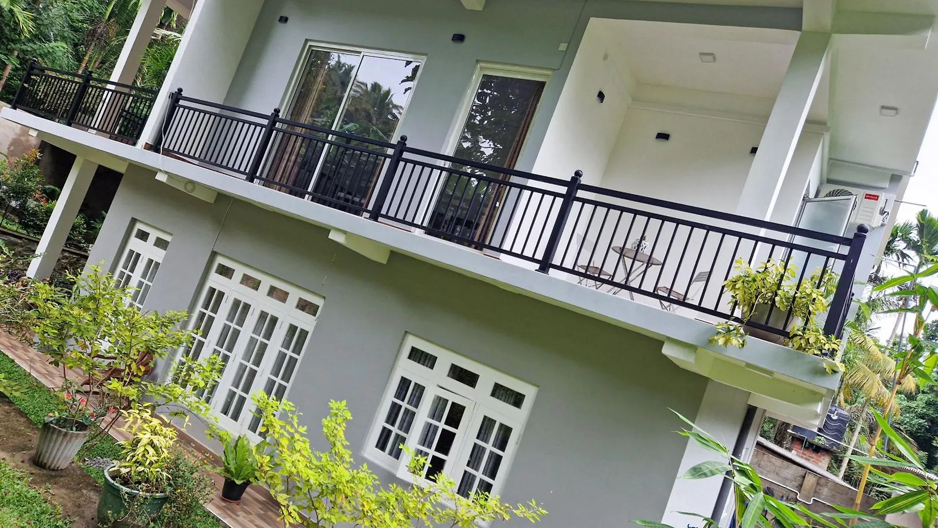 Villa Sole Канди